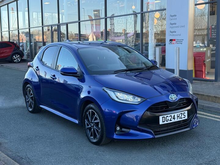 Toyota Yaris 1.5 VVT-h Design E-CVT Euro 6 (s/s) 5dr