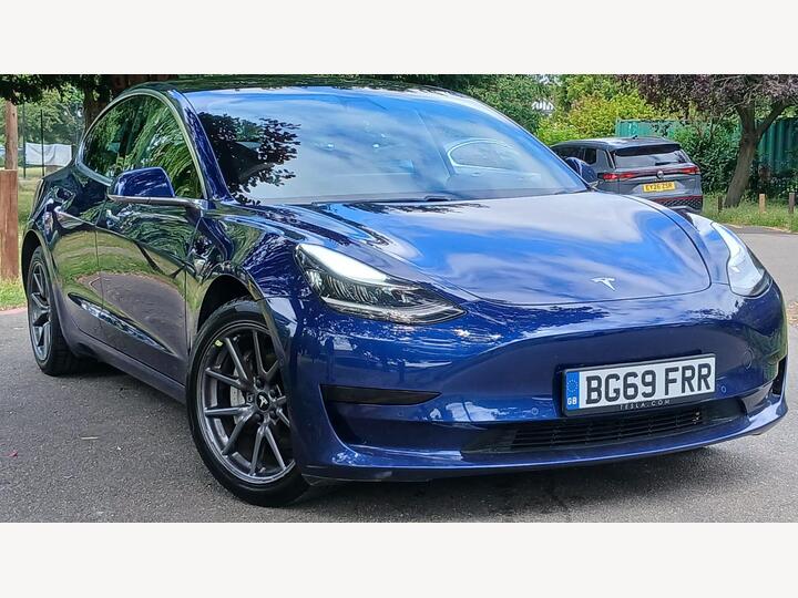 Tesla Model 3 Standard Range Plus Auto RWD 4dr