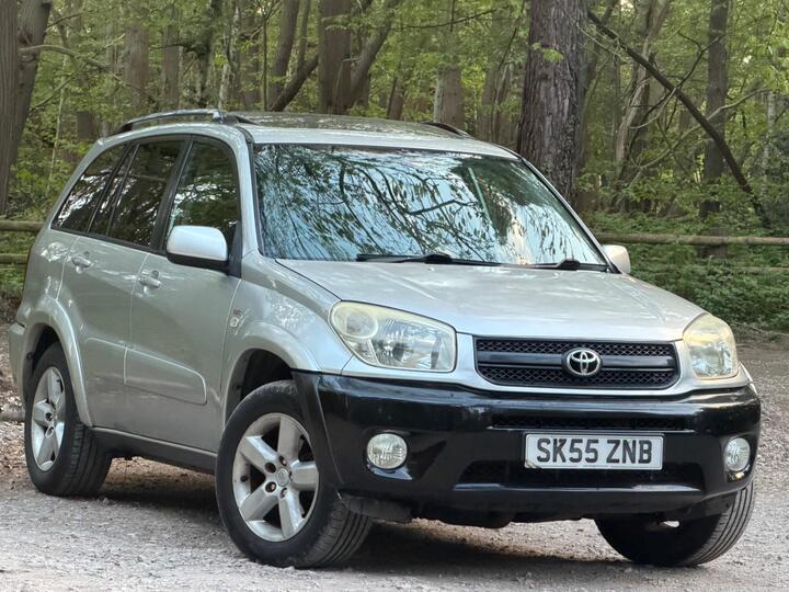 Toyota RAV4 2.0 VVT-i XT-R 4WD 5dr