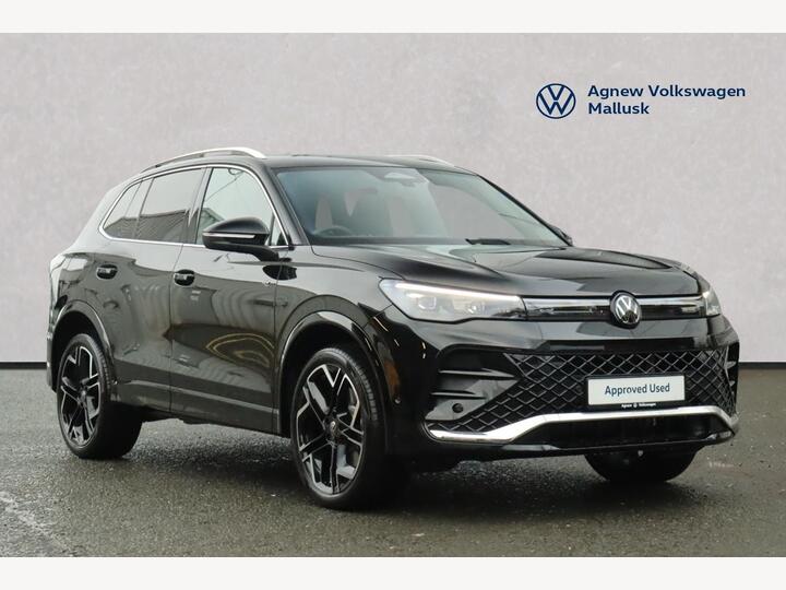Volkswagen Tiguan 1.5 TSI EHybrid 19.7kWh R-Line DSG Euro 6 (s/s) 5dr Volkswagen Tiguan 1.5 TSI EHybrid 19.7kWh R-Line DSG Euro 6 (s/s) 5dr