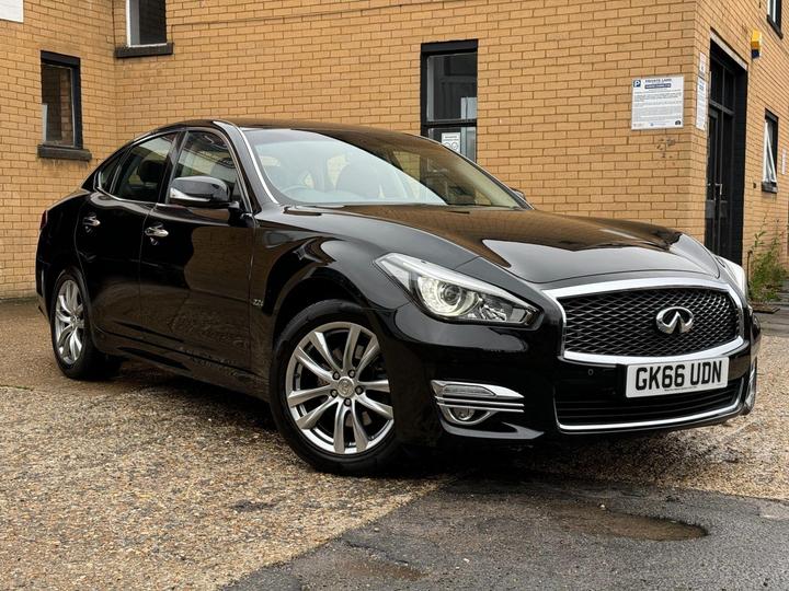 Infiniti Q70 2.2d Premium Auto Euro 6 (s/s) 4dr