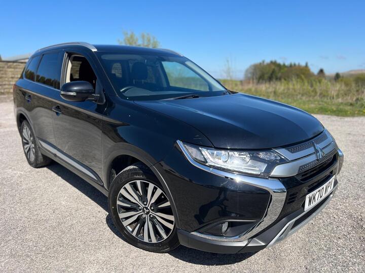 Mitsubishi Outlander 2.0 MIVEC Design CVT 4WD Euro 6 (s/s) 5dr Mitsubishi Outlander 2.0 MIVEC Design CVT 4WD Euro 6 (s/s) 5dr