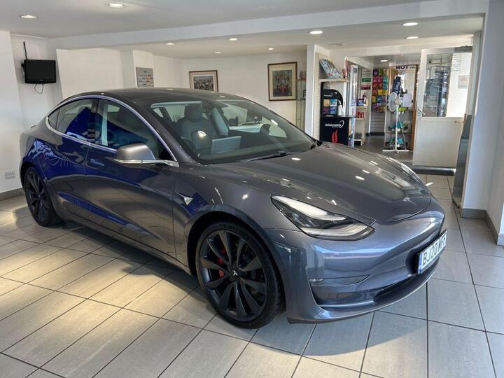 Tesla Model 3 (Dual Motor) Performance Auto 4WDE 4dr (Performance Upgrade)