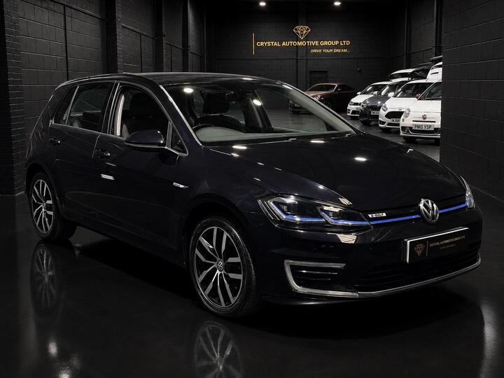 Volkswagen E-Golf 35.8kWh E-Golf Auto 5dr Volkswagen E-Golf 35.8kWh E-Golf Auto 5dr