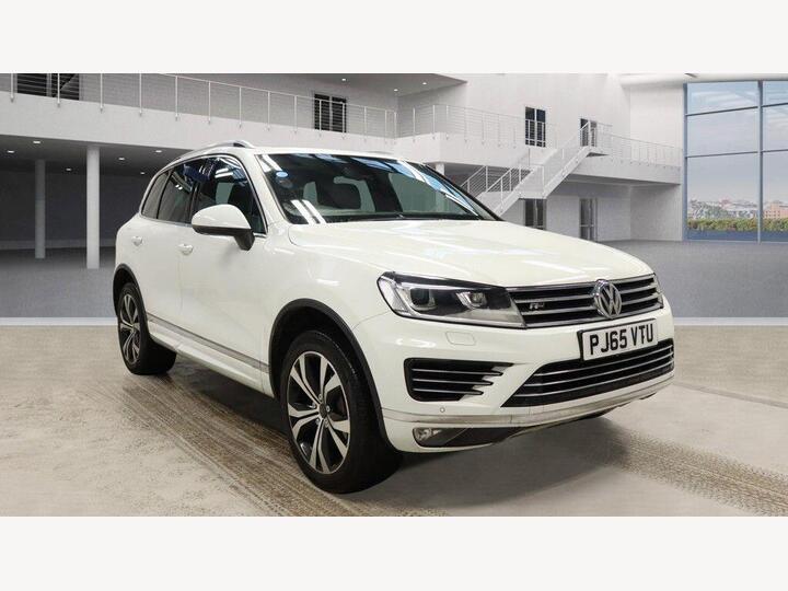 Volkswagen Touareg 3.0 TDI V6 BlueMotion Tech R-Line Tiptronic 4WD Euro 6 (s/s) 5dr