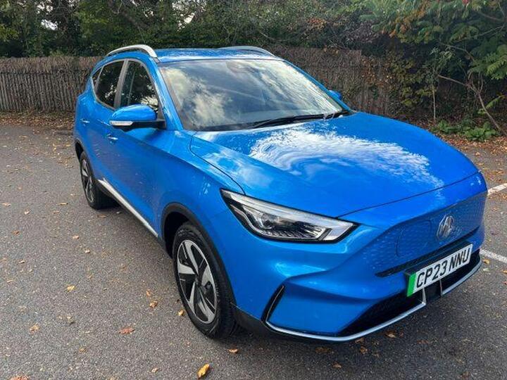 MG MG ZS 51.1kWh Trophy Connect Auto 5dr
