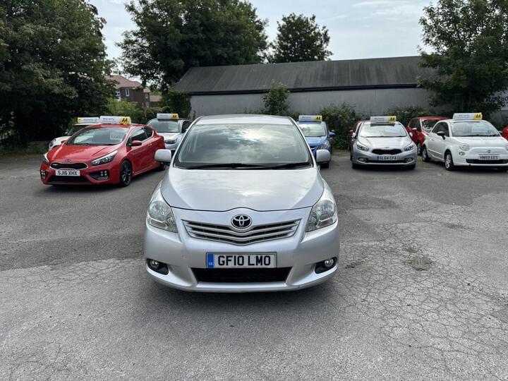 Toyota Verso 2.0 D-4D TR Euro 4 5dr Toyota Verso 2.0 D-4D TR Euro 4 5dr
