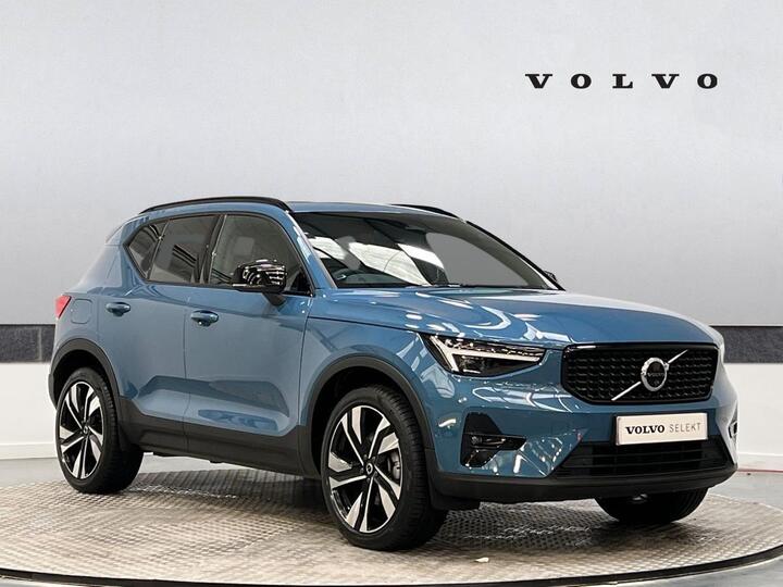 Volvo XC40 2.0 B4 MHEV Ultra Dark DCT Auto Euro 6 (s/s) 5dr