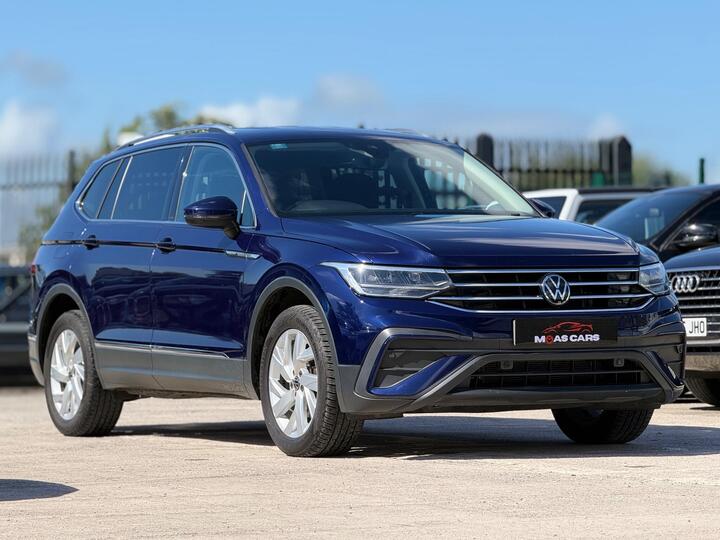 Volkswagen Tiguan Allspace 2.0 TDI Life DSG 4Motion Euro 6 (s/s) 5dr Volkswagen Tiguan Allspace 2.0 TDI Life DSG 4Motion Euro 6 (s/s) 5dr