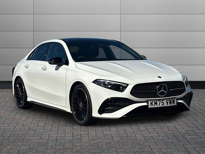 Mercedes-Benz A Class 1.3 A200h MHEV AMG Line (Premium Plus) 7G-DCT Euro 6 (s/s) 4dr