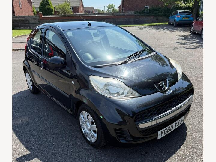 Peugeot 107 1.0 12V Urban Euro 5 5dr