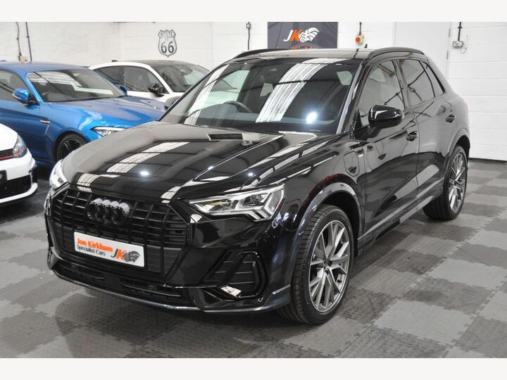 Audi Q3 1.4 TFSIe 45 Black Edition S Tronic Euro 6 (s/s) 5dr 13kWh