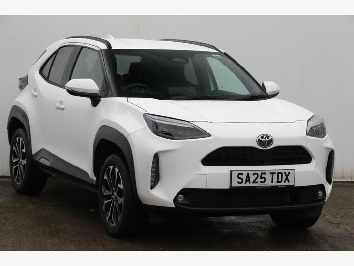 Toyota Yaris Cross 1.5 VVT-h Design E-CVT Euro 6 (s/s) 5dr Toyota Yaris Cross 1.5 VVT-h Design E-CVT Euro 6 (s/s) 5dr