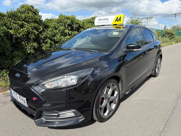 Ford Focus 2.0T EcoBoost ST-2 Euro 6 (s/s) 5dr