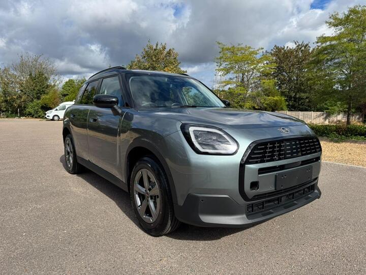 MINI Countryman 1.5C MHEV Classic Auto Euro 6 (s/s) 5dr