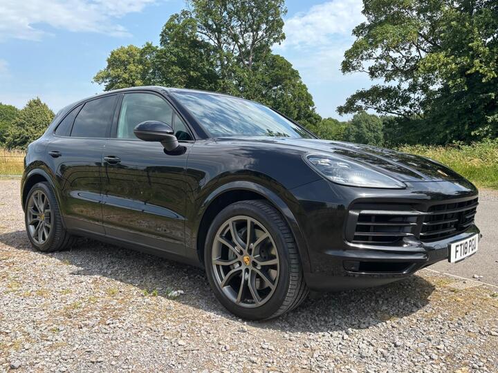 Porsche Cayenne 2.9T V6 S TiptronicS 4WD Euro 6 (s/s) 5dr Porsche Cayenne 2.9T V6 S TiptronicS 4WD Euro 6 (s/s) 5dr