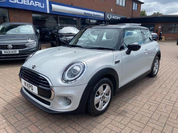 MINI Hatchback 1.5 Cooper Classic Steptronic Euro 6 (s/s) 3dr