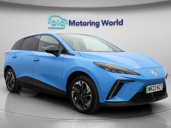 MG MG4 64kWh Trophy Long Range Auto 5dr
