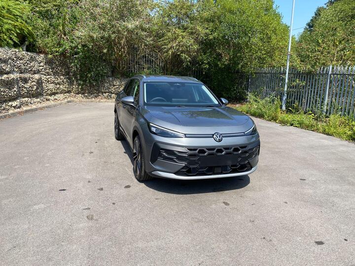 Volkswagen T-Roc 1.5 ETSI MHEV Style DSG Euro 6 (s/s) 5dr