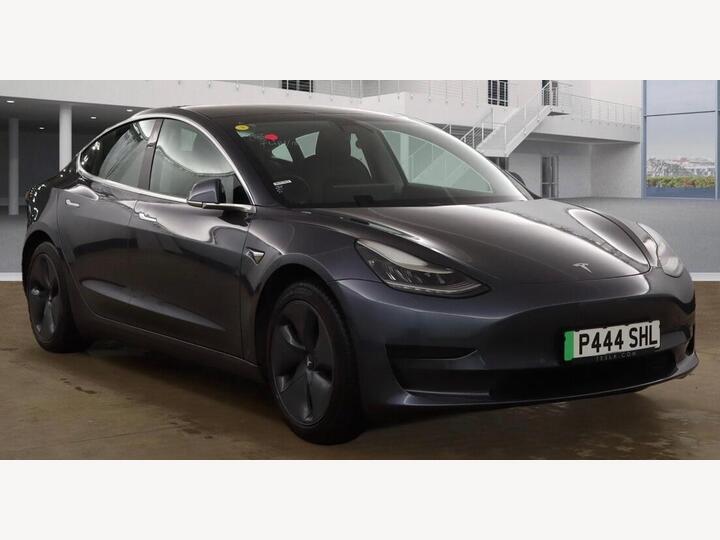 Tesla Model 3 Standard Range Plus Auto RWD 4dr