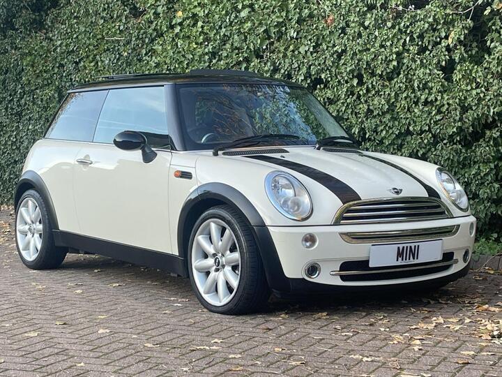 MINI Hatch 1.6 Cooper CVT Euro 4 3dr