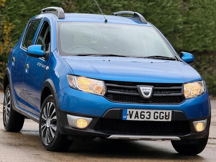 Dacia Sandero Stepway 0.9 TCe Ambiance Euro 5 5dr Dacia Sandero Stepway 0.9 TCe Ambiance Euro 5 5dr
