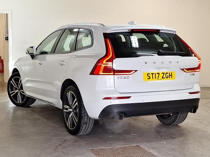 Volvo XC60 2.0 T5 Momentum Pro Auto AWD Euro 6 (s/s) 5dr