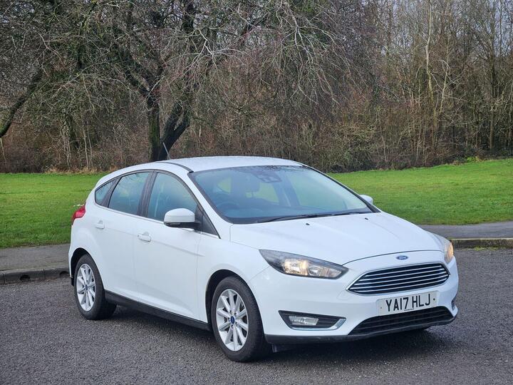 Ford Focus 1.0T EcoBoost Titanium Auto Euro 6 (s/s) 5dr