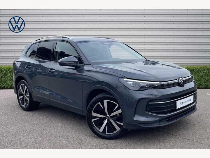 Volkswagen Tiguan 1.5 ETSI MHEV Match DSG Euro 6 (s/s) 5dr Volkswagen Tiguan 1.5 ETSI MHEV Match DSG Euro 6 (s/s) 5dr