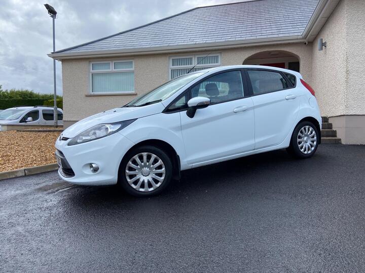 Ford Fiesta 1.6 TDCi ECOnetic DPF Edge 5dr