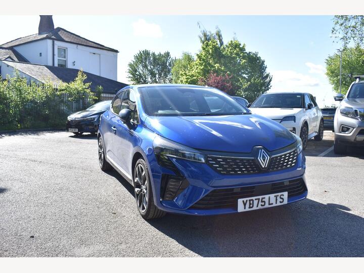 Renault Clio 1.6 E-TECH Techno Auto Euro 6 (s/s) 5dr