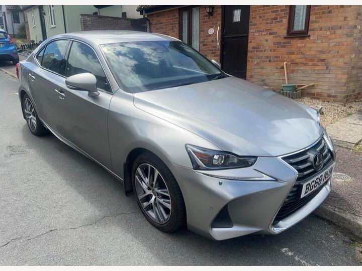 Lexus IS 2.5 300h Executive Edition E-CVT Euro 6 (s/s) 4dr