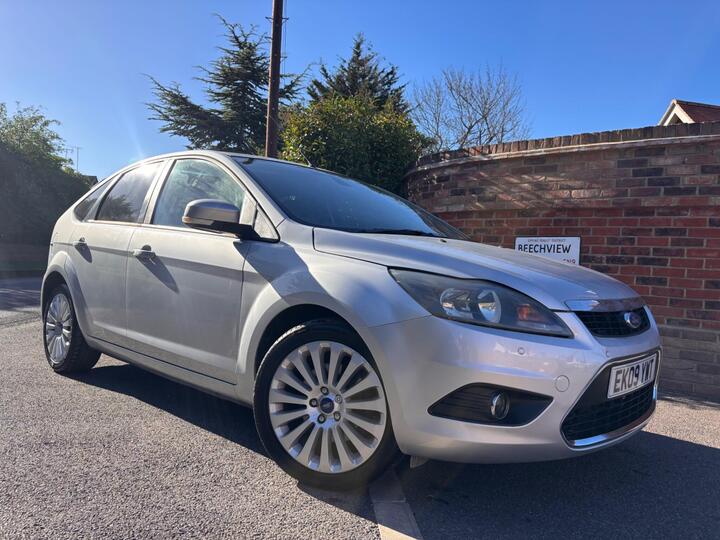 Ford Focus 2.0 Titanium 5dr