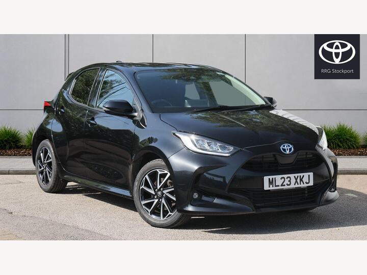 Toyota Yaris 1.5 VVT-h Design E-CVT Euro 6 (s/s) 5dr