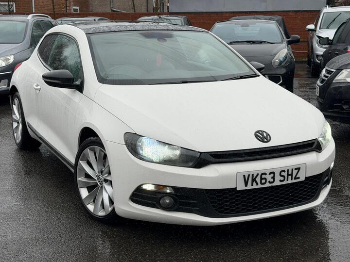 Volkswagen Scirocco 2.0 TDI BlueMotion Tech DSG Euro 5 (s/s) 3dr (Nav)