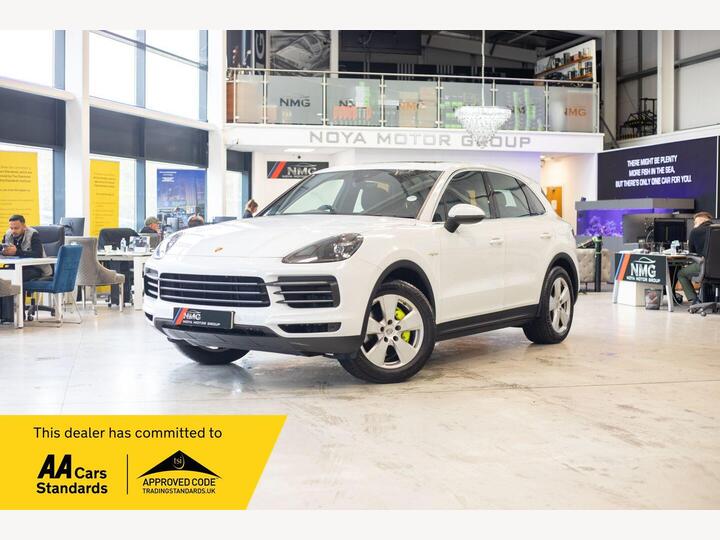 Porsche CAYENNE 3.0 V6 E-Hybrid 17.9kWh TiptronicS 4WD Euro 6 (s/s) 5dr (3.6kW Charger)