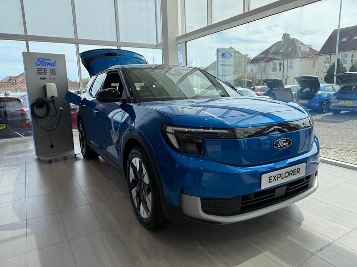 Ford Explorer Extended Range 77kWh Premium Auto 5dr