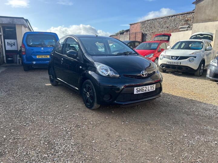 Toyota AYGO 1.0 VVT-i Ice Euro 5 5dr