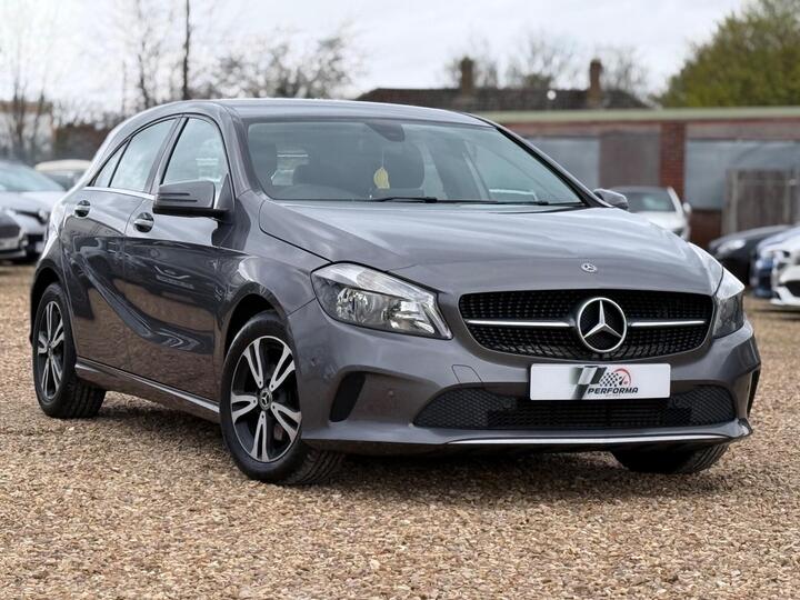 Mercedes-Benz A Class 2.1 A200d SE (Executive) Euro 6 (s/s) 5dr