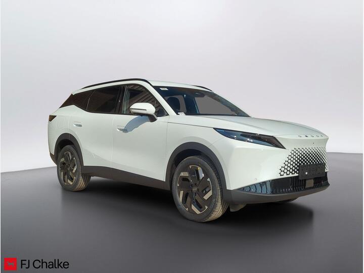 OMODA 7 1.5T SHS 18.4kWh Knight DHT1 Euro 6 (s/s) 5dr