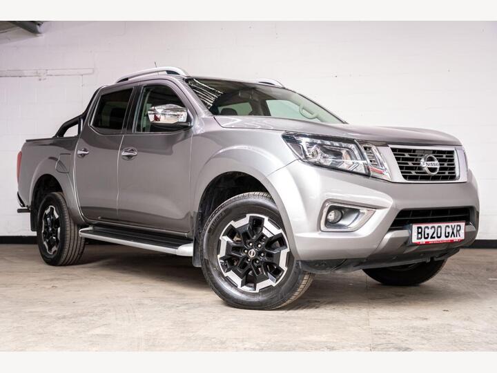 Nissan NAVARA 2.3 DCi Tekna Auto 4WD Euro 6 4dr