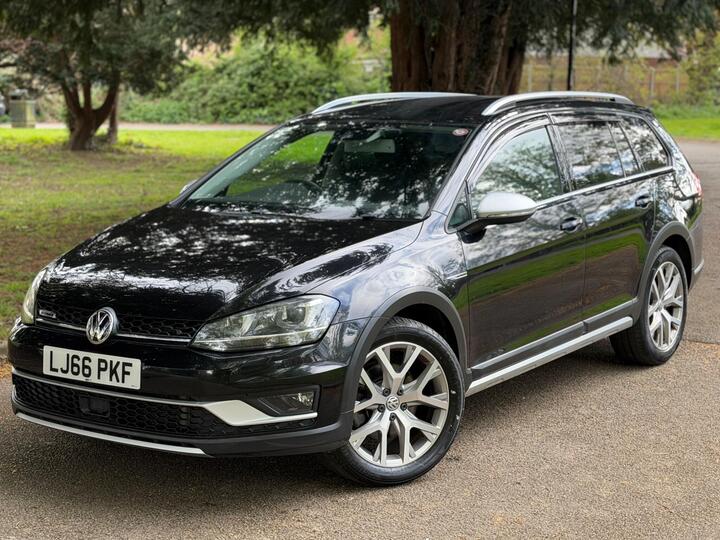 Volkswagen Golf 1.4 TSI BlueMotion Tech S Estate 5dr Petrol DSG Euro 6 (s/s) (125 Ps)