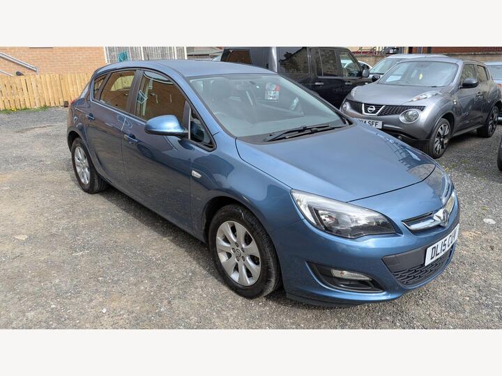 Vauxhall Astra 1.4i Design Euro 6 5dr