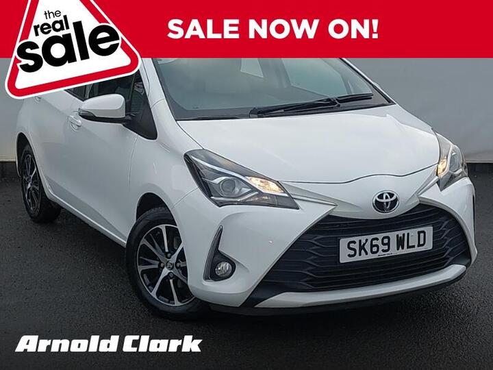 Toyota Yaris 1.5 VVT-i Icon Tech Euro 6 5dr