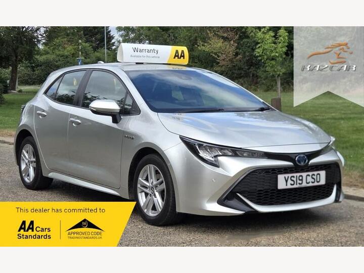 Toyota COROLLA 1.8 VVT-h Icon Tech CVT Euro 6 (s/s) 5dr Toyota COROLLA 1.8 VVT-h Icon Tech CVT Euro 6 (s/s) 5dr