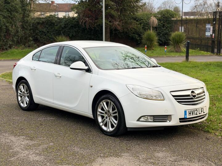Vauxhall Insignia 1.8 16V Exclusiv Euro 5 5dr