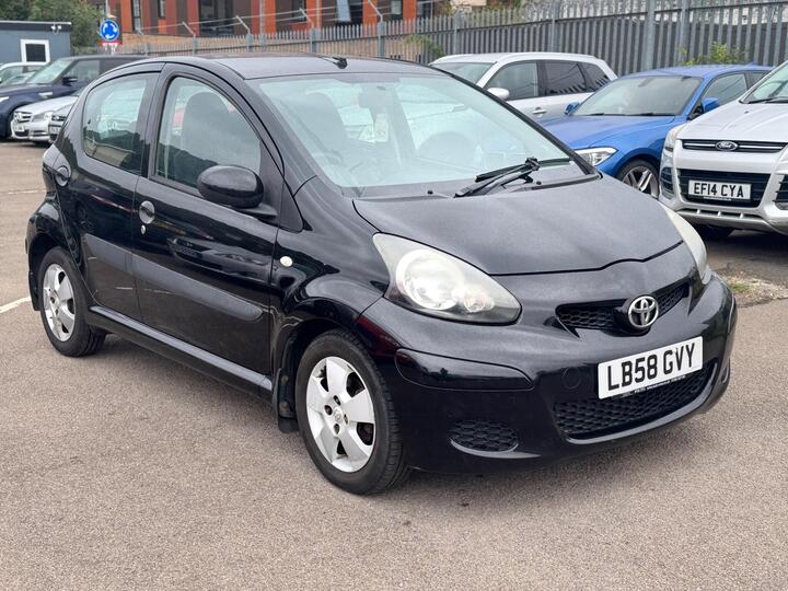 Toyota AYGO 1.0 VVT-i Black MultiMode Euro 4 5dr (AC)