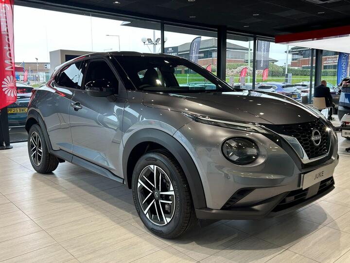 Nissan Juke 1.0 DIG-T N-Connecta Euro 6 (s/s) 5dr
