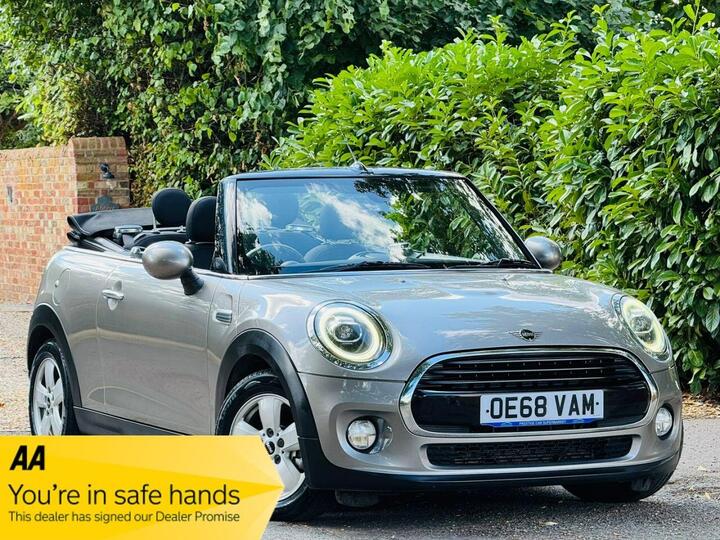 MINI CONVERTIBLE 1.5 Cooper Classic Euro 6 (s/s) 2dr