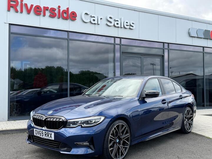 BMW 3 Series 2.0 330e 12kWh SE Pro Auto Euro 6 (s/s) 4dr